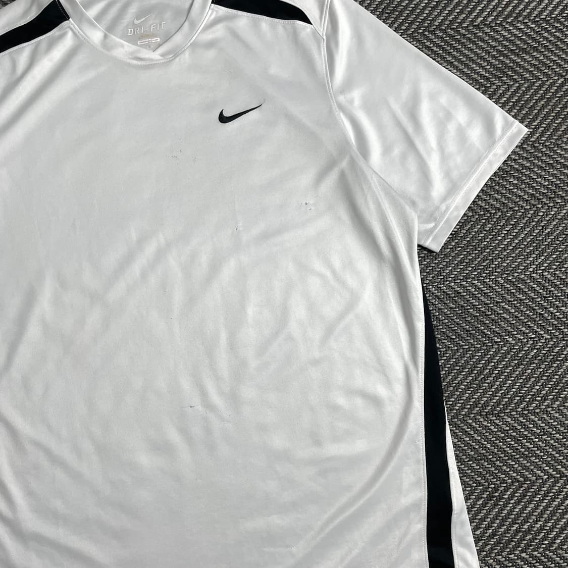 나이키 드라이핏 올드스쿨 트레이닝 티셔츠o 3484 상품이미지2