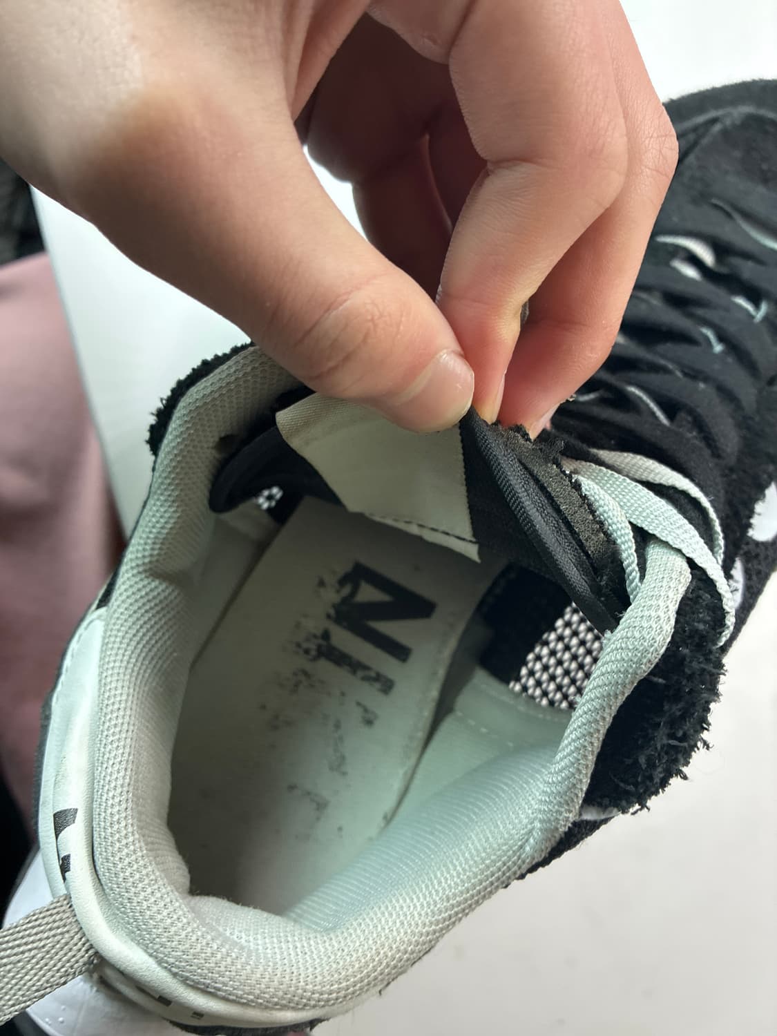 나이키 x 사카이 베이퍼와플 블랙 화이트 입니다!! 상품이미지2