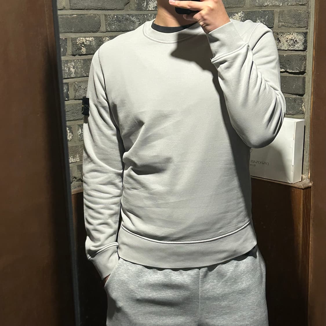 M) 스톤아일랜드 와펜 맨투맨 스웨트셔츠 정품 라이트 그레이 상품이미지8