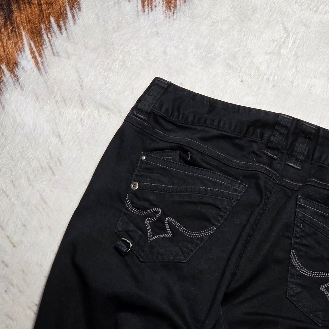 후면 자수 블랙 코튼 팬츠 상품이미지5