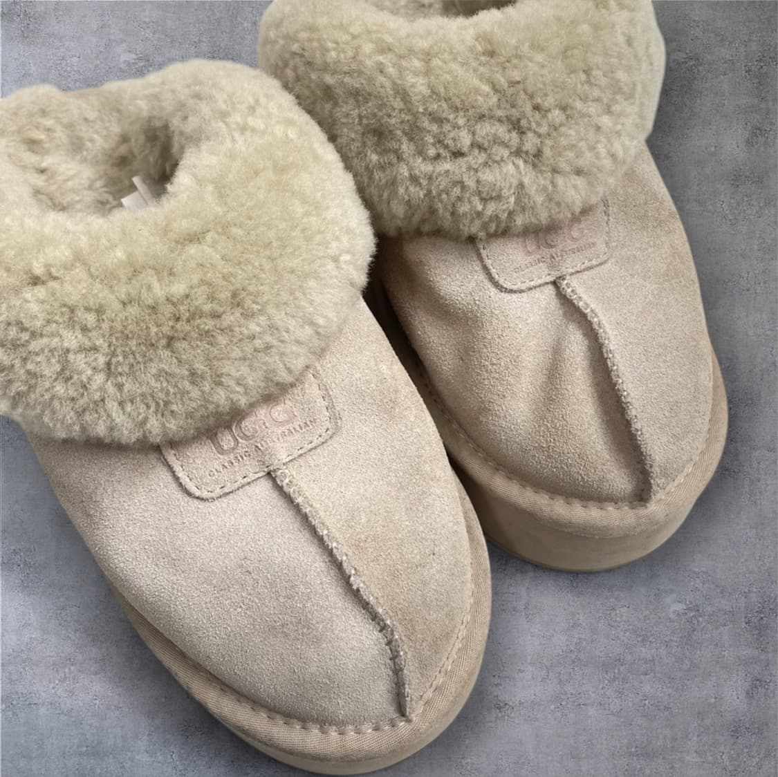 어그 UGG 라이트샌드 코케트 플랫폼 퍼 슬리퍼 EU38 상품이미지3