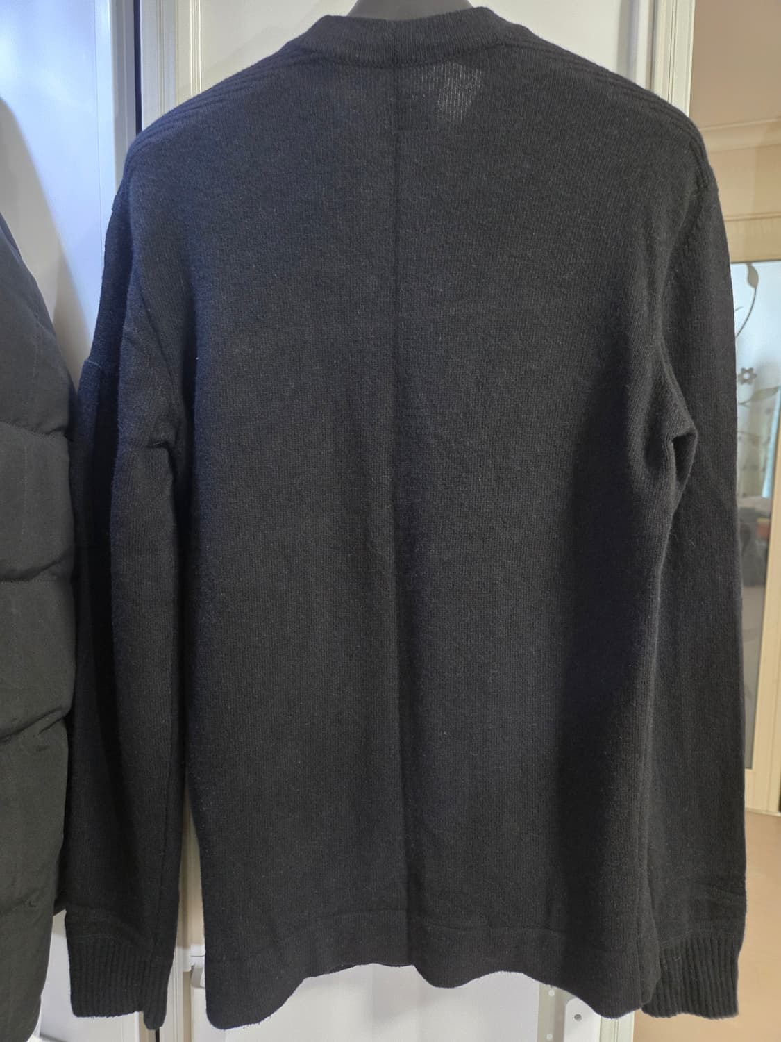 C.P. Company 렌즈 와펜 울 니트 블랙 (50) 상품이미지3