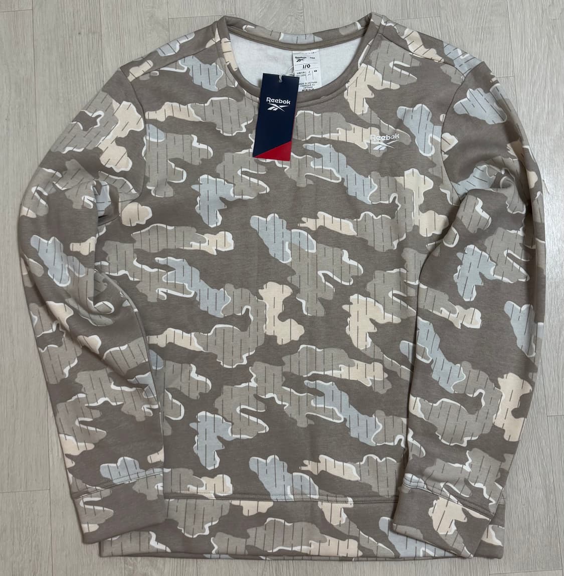 리복 RI 모션 카모 크루넥 맨투맨 상품이미지1