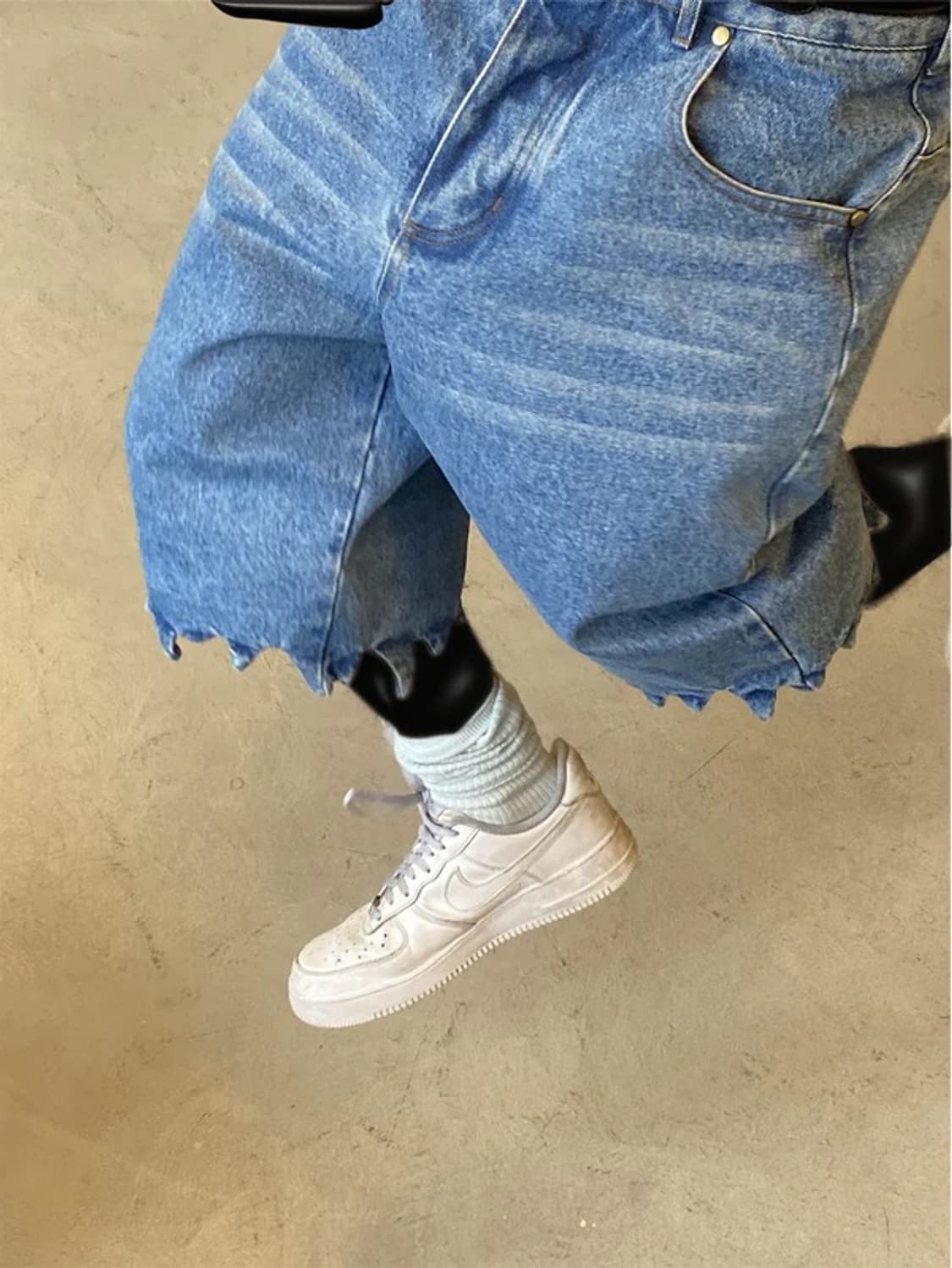 Aris tatalovich shorts 상품이미지2