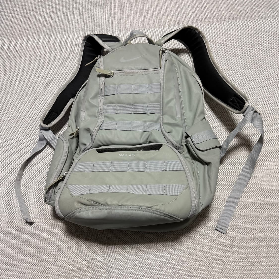 나이키 맥스 에어 테크 백팩 상품이미지1