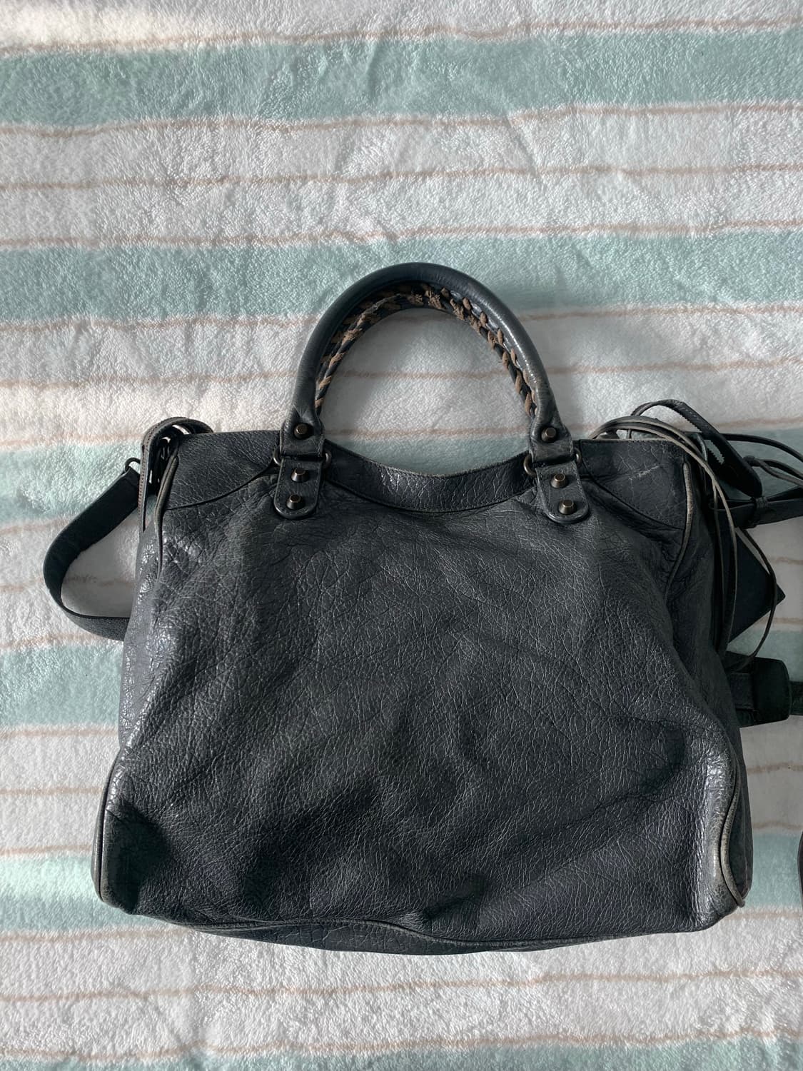 발렌시아가 클래식 시티 벨로백 상품이미지6