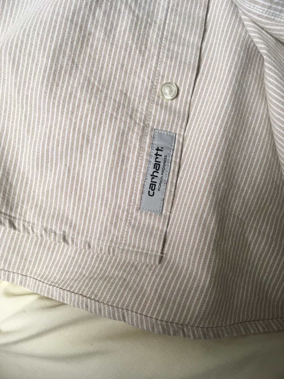 칼하트 스트라이프 긴팔 셔츠 베이지 상품이미지4