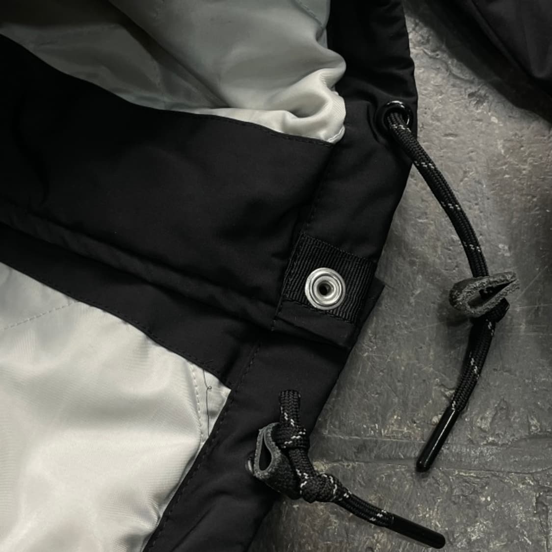 105 아디다스 엠브로이드 코치 자켓 상품이미지5