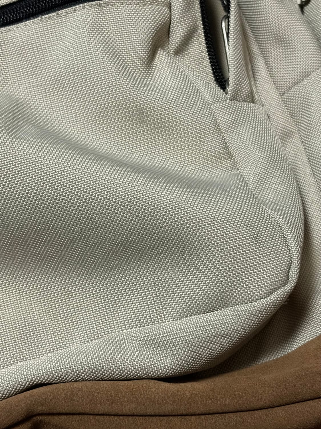 잔스포츠 백팩 베이지 상품이미지4