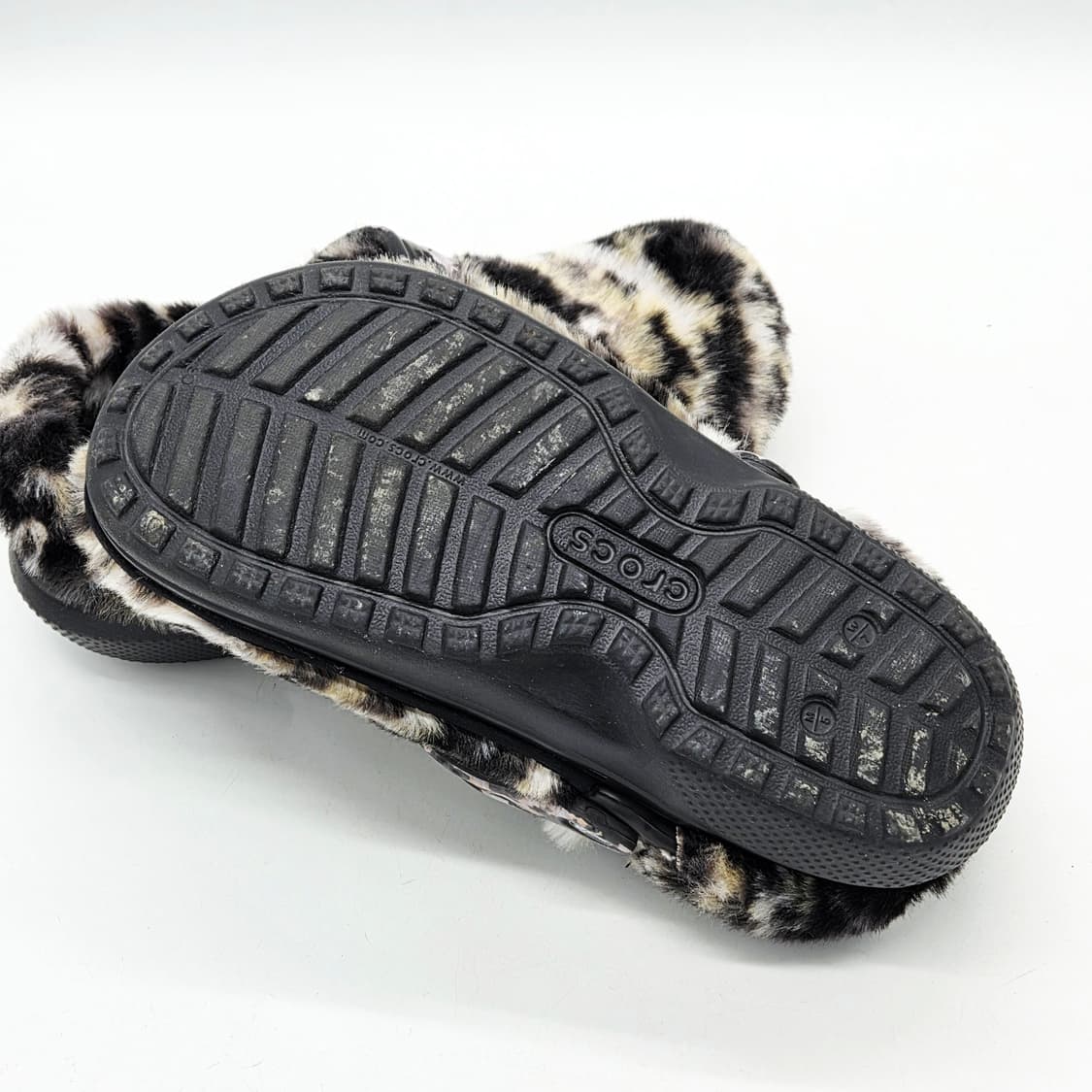  크록스 클래식 퍼 슈어 클로그 블랙 멀티 (M5 W7)  상품이미지3