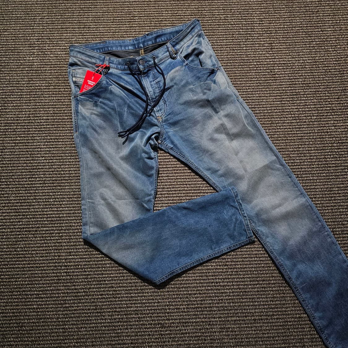 DIESEL 크롤리 데님 팬츠 상품이미지1