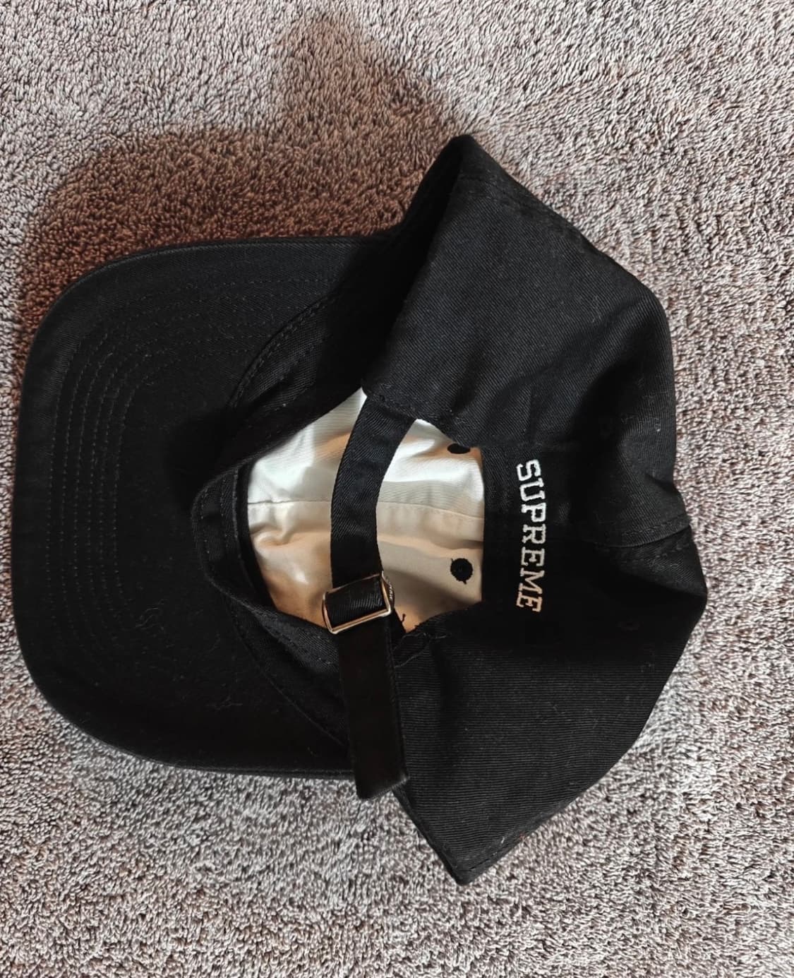 슈프림 Est. 1994 6-패널 캡 블랙 - 21FW 상품이미지2