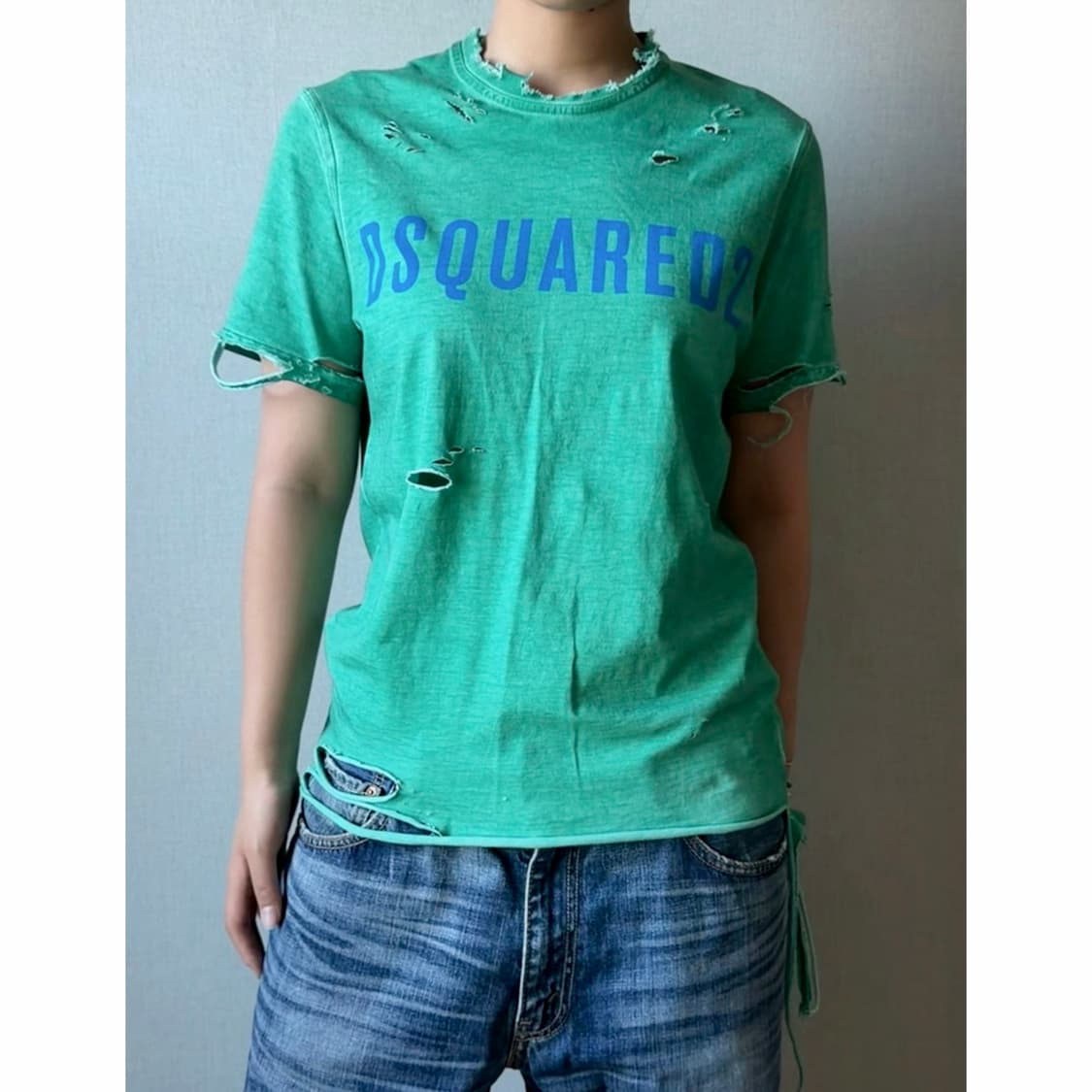 Dsquared2 Distressed T-Shirt 상품이미지1