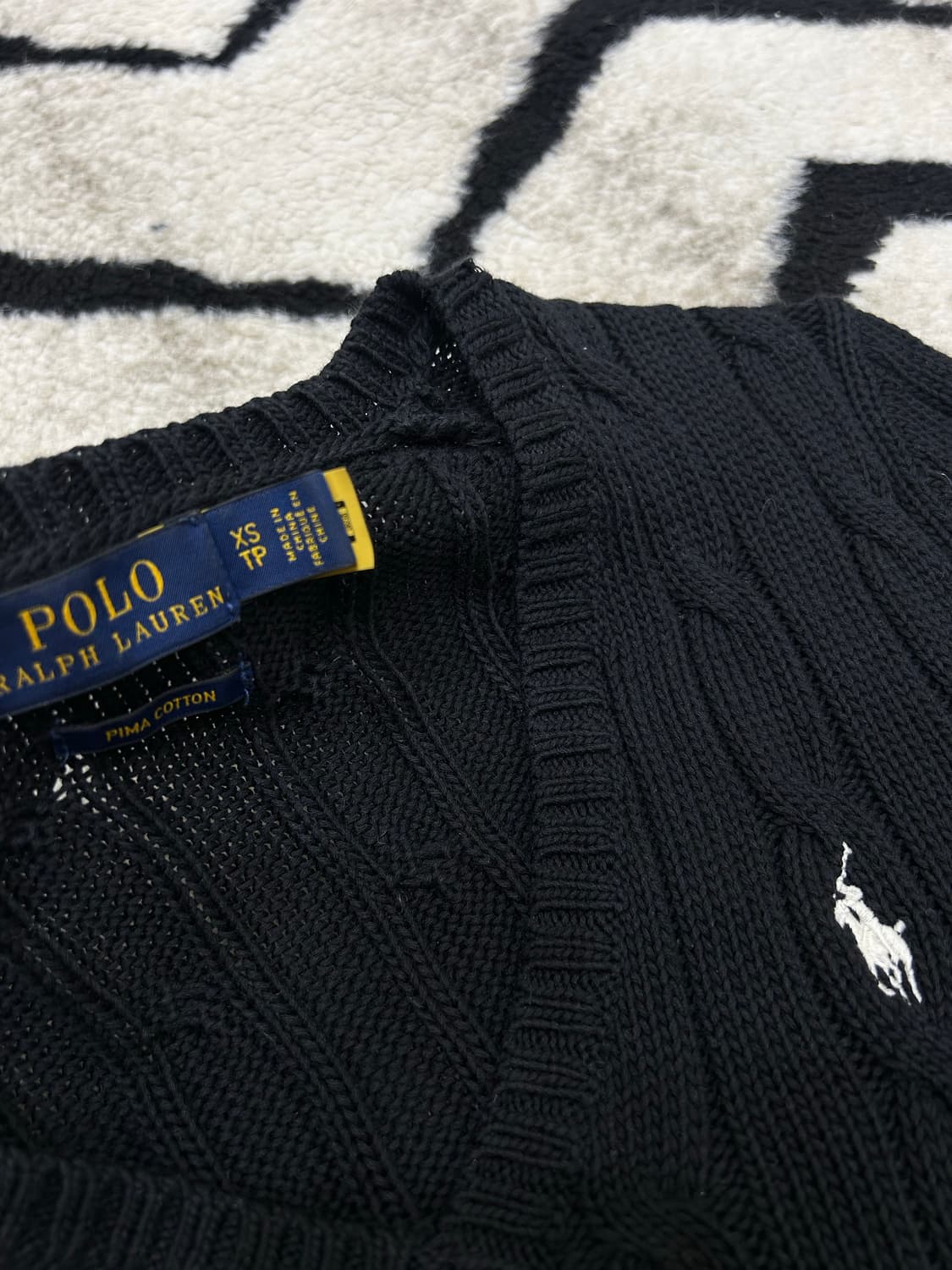 [XS]폴로랄프로렌 V넥 꽈배기 니트/블랙 상품이미지5