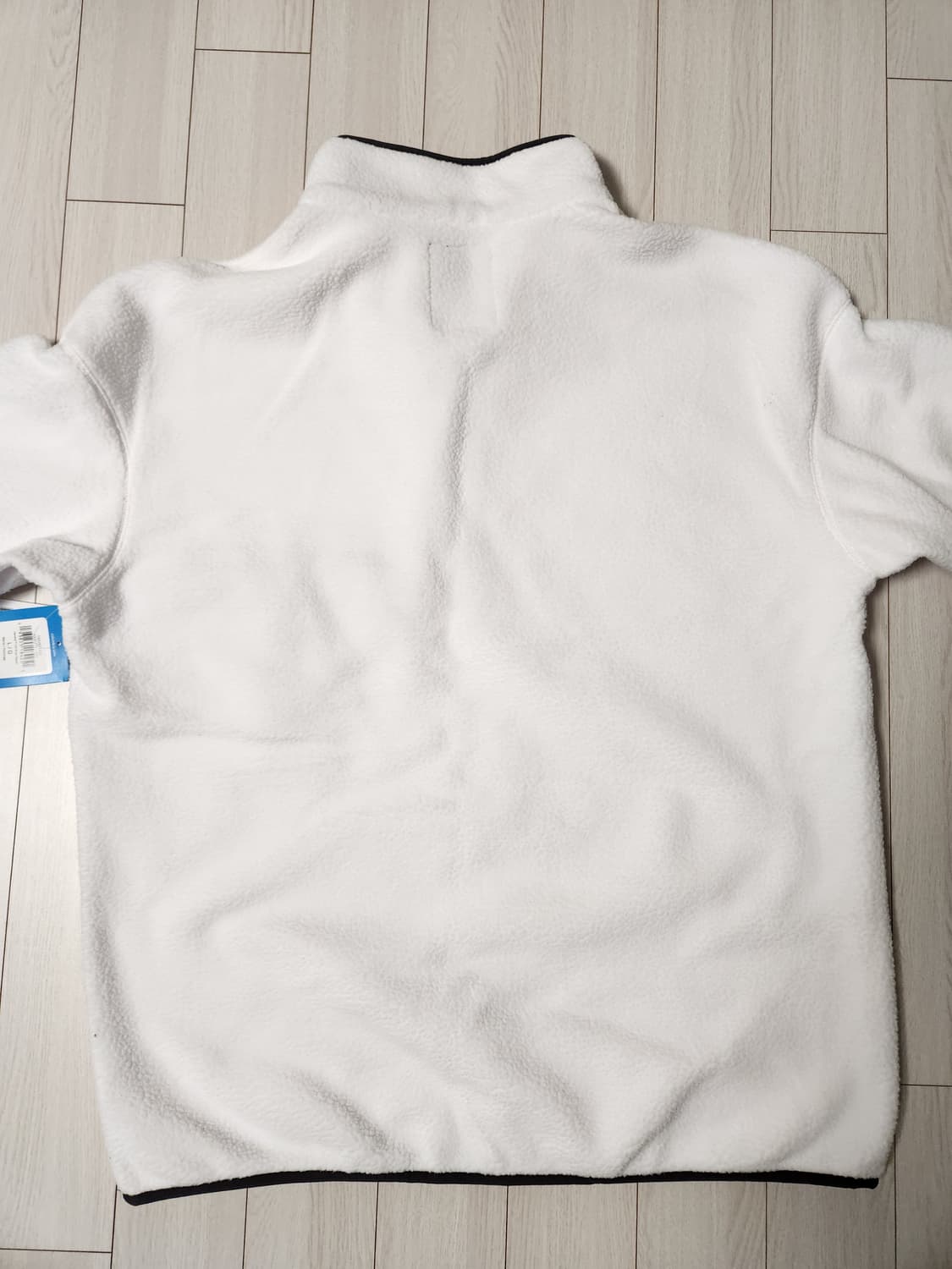 택 새상품)컬럼비아 플리스 아노락 사이즈100L

에눌문의 사절

구매가 상품이미지8