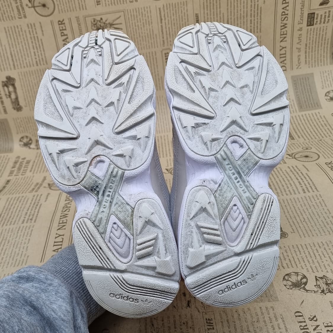 아디다스 팔콘 운동화 220 상품이미지3