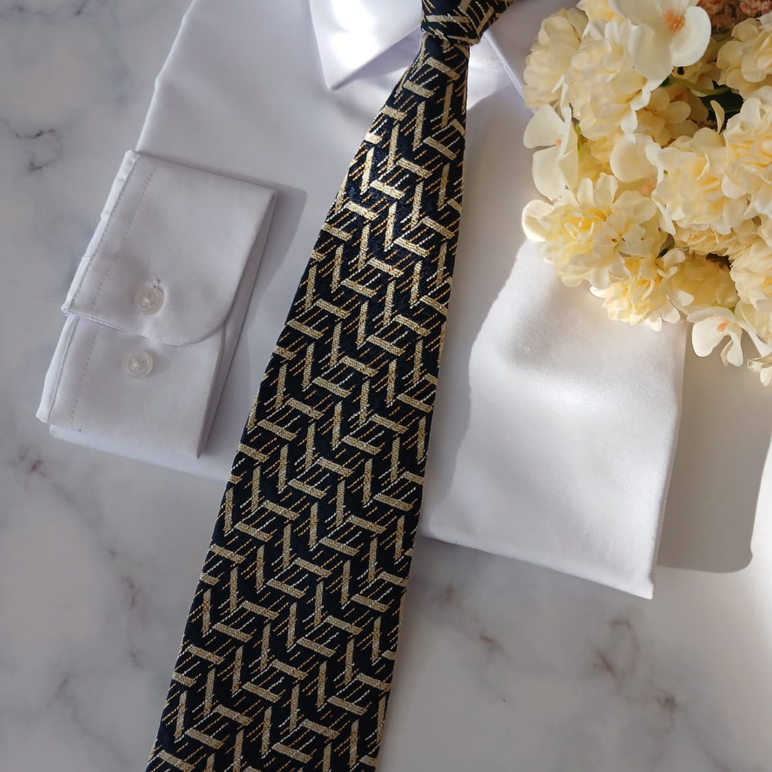 아쿠아스큐텀 실크 지그재그 넥타이 9.9cm A+등급 A19065
 상품이미지5