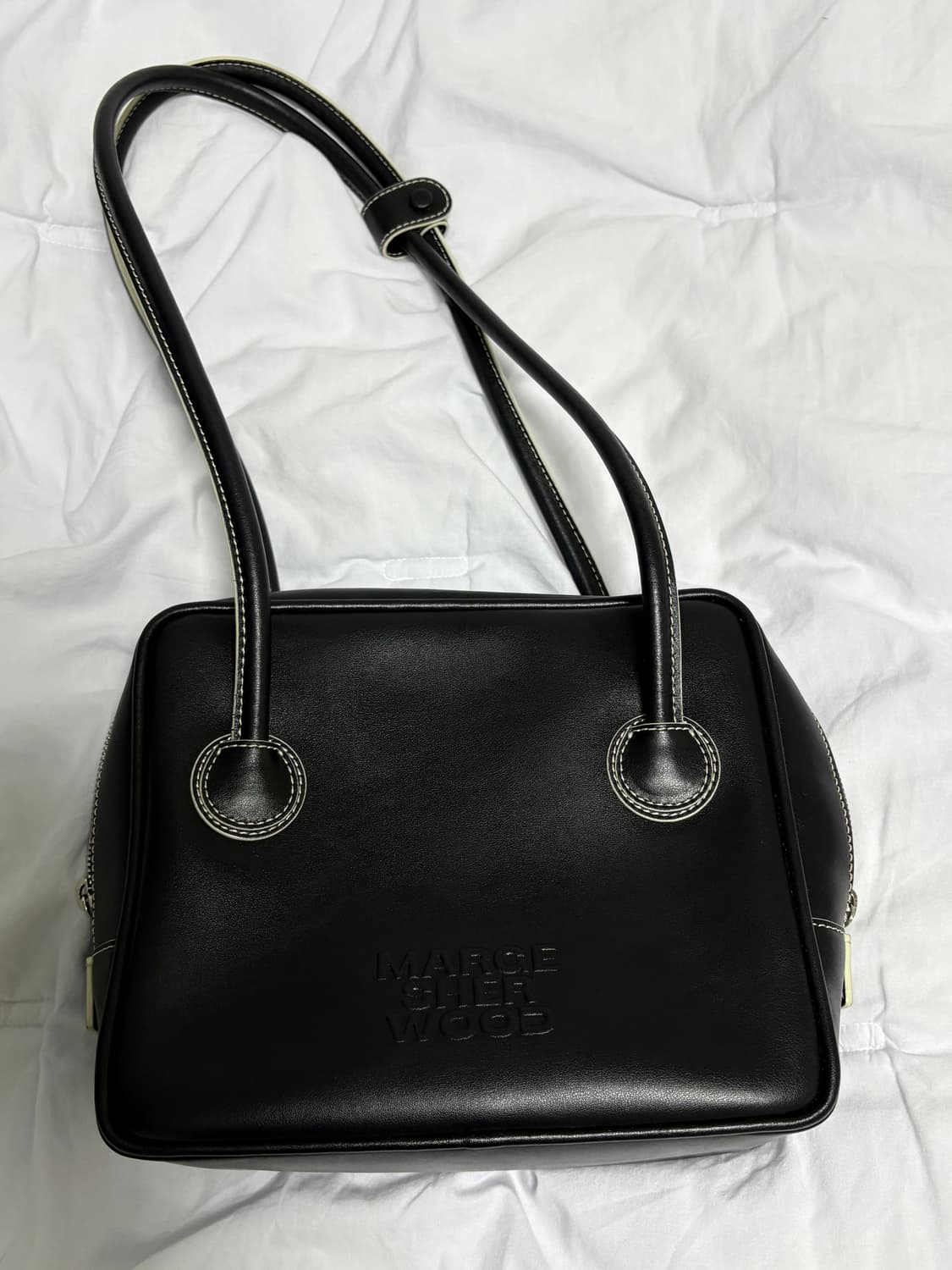 마지셔우드 숄더백 (블랙) 상품이미지1