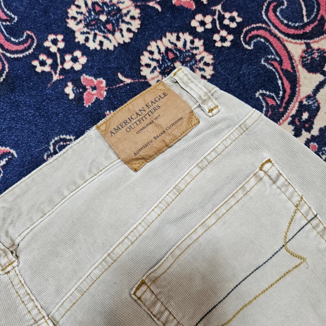 아메리칸이글 아웃피터스 빈티지베이지 골덴 부츠컷 팬츠 상품이미지5