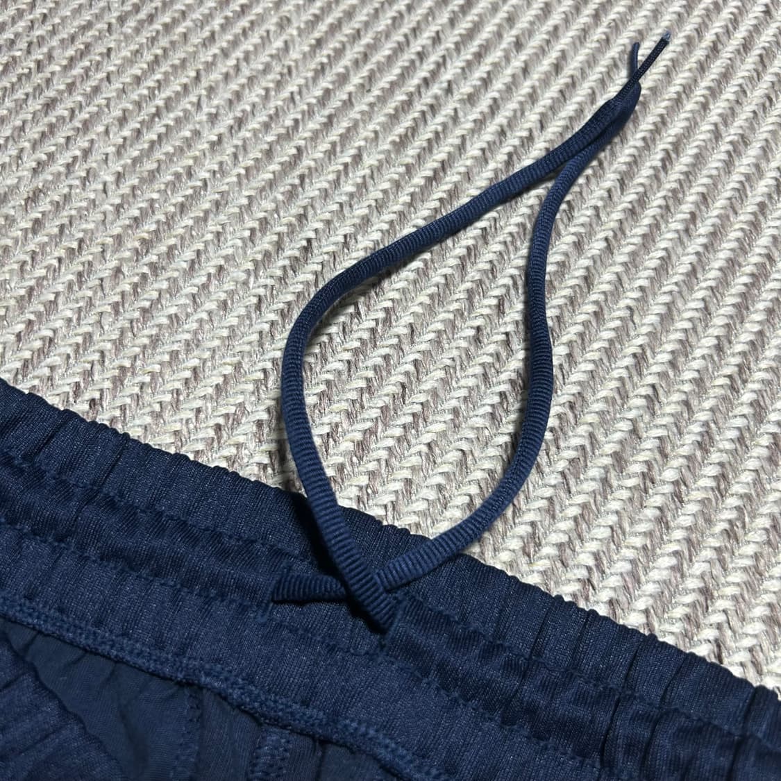 [M] adidas 아디다스 신형 네이비 모던 유로파 트랙팬츠 상품이미지4