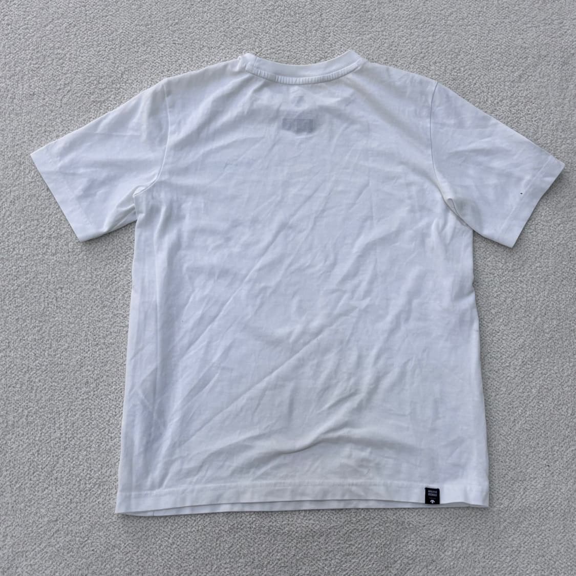 85 데상트 스몰로고 반팔 티셔츠 0310E 상품이미지2