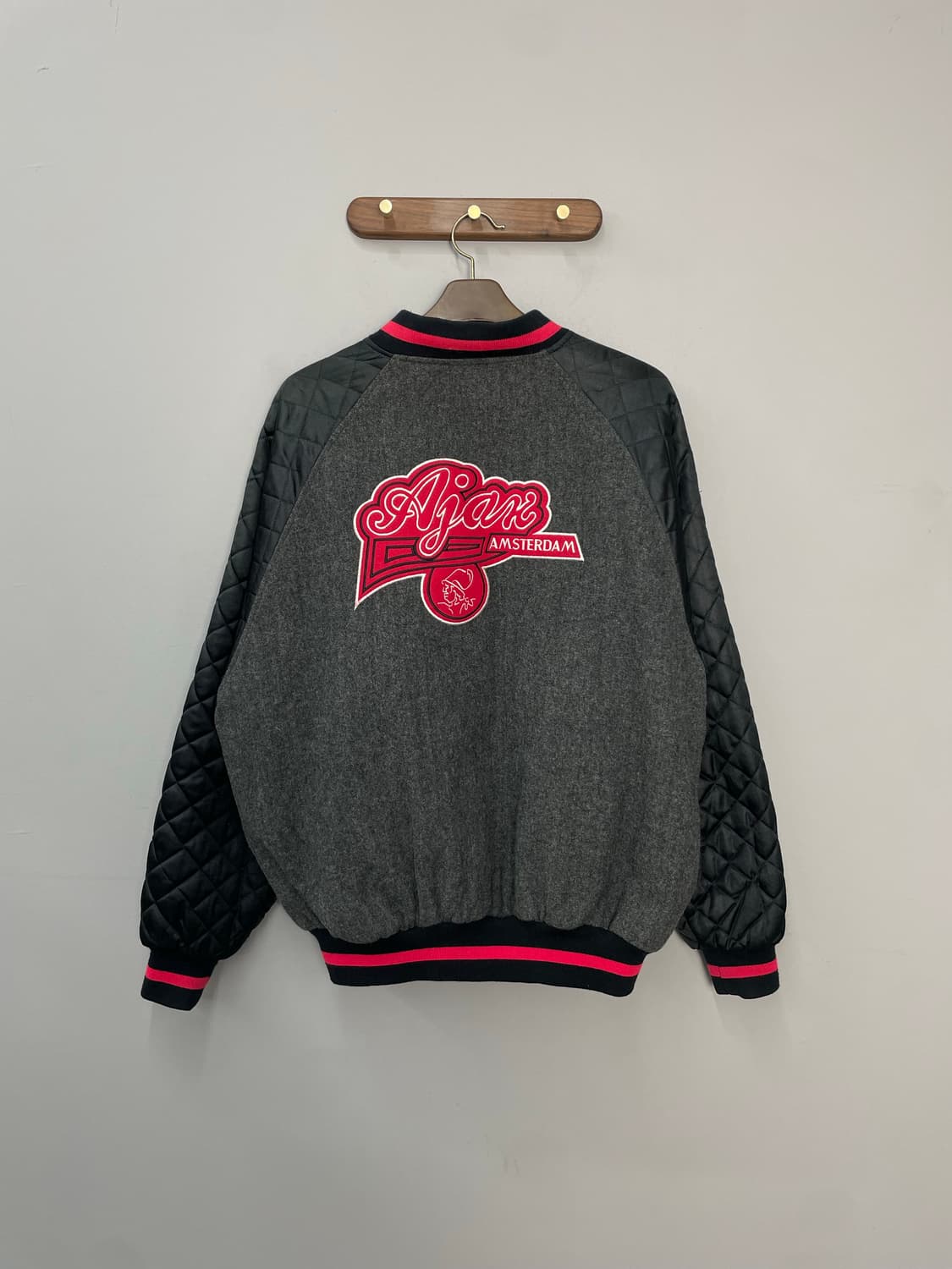 엄브로 아약스 90s 퀄팅 배색 바시티 자켓 H2217 상품이미지4