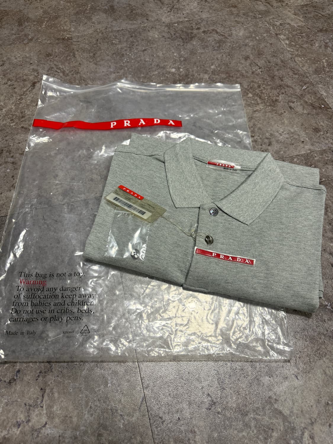 프라다 리네아로사 피케 티셔츠 M 새상품 풀구성  상품이미지1