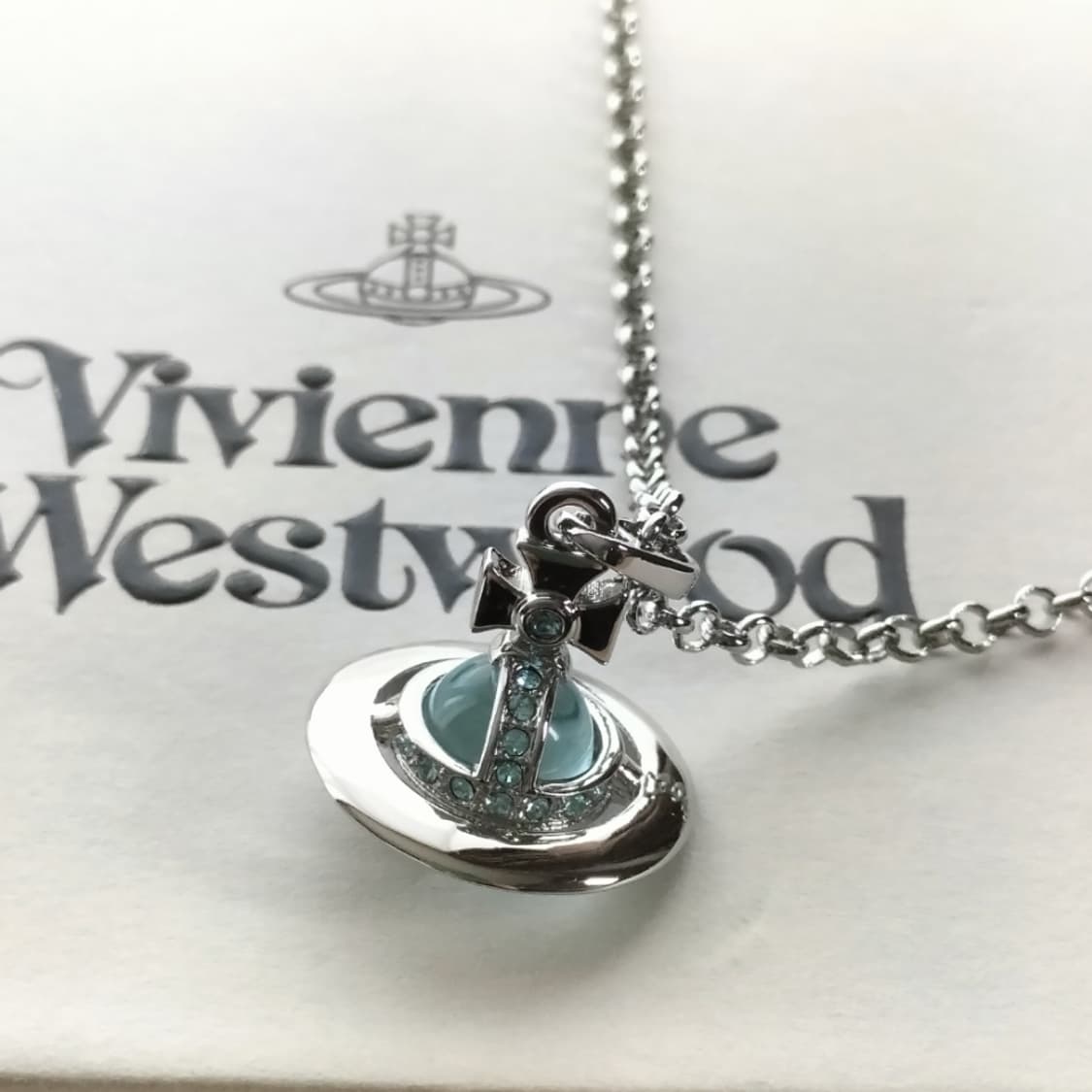 비비안 웨스트우드 아카이브 베이비블루 3d orb 팬던트 목걸이 상품이미지3