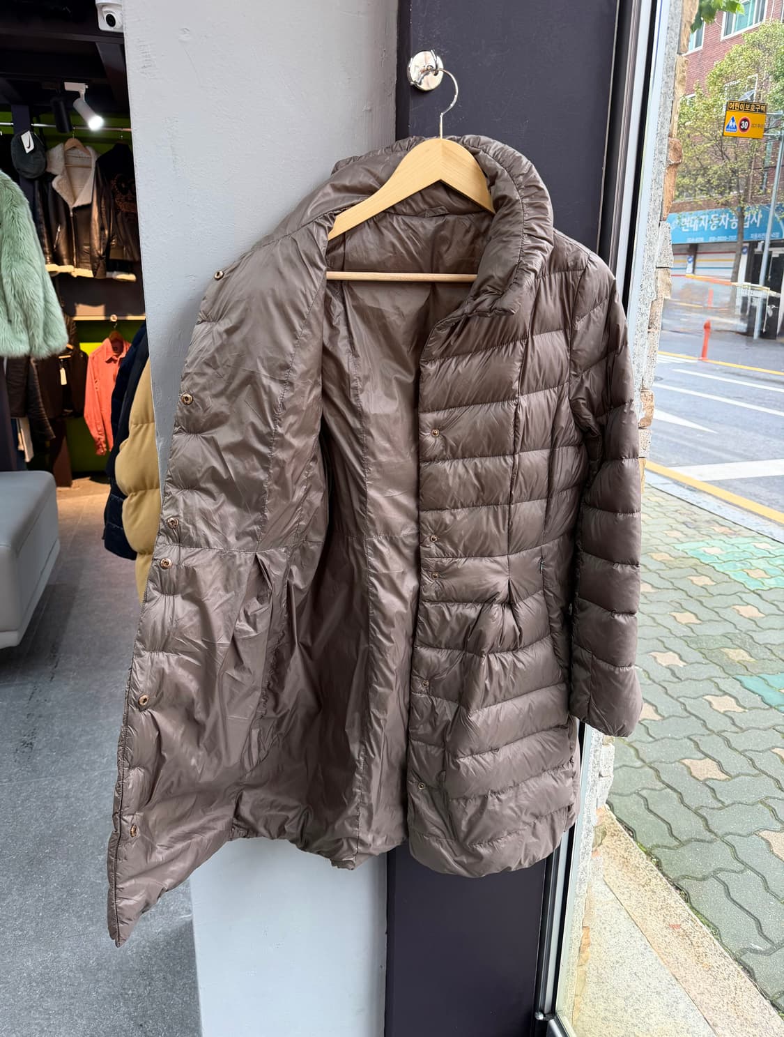 55/ 에르노 슈퍼라이트 구스다운 경량 롱패딩 상품이미지6