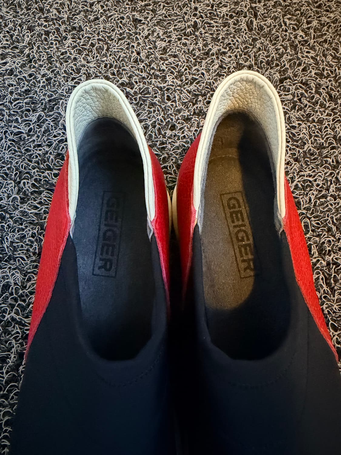 가이거(GEIGER) 천연가죽 콤비 슬립온 스니커즈 상품이미지5