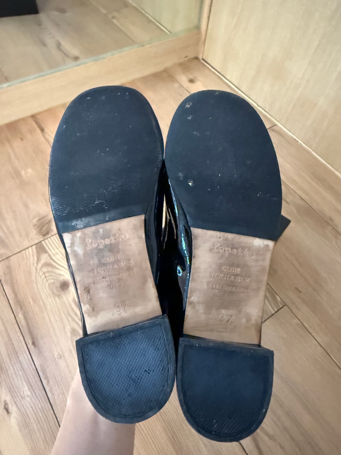 레페토 까미유 블랙 유광 37 상품이미지3