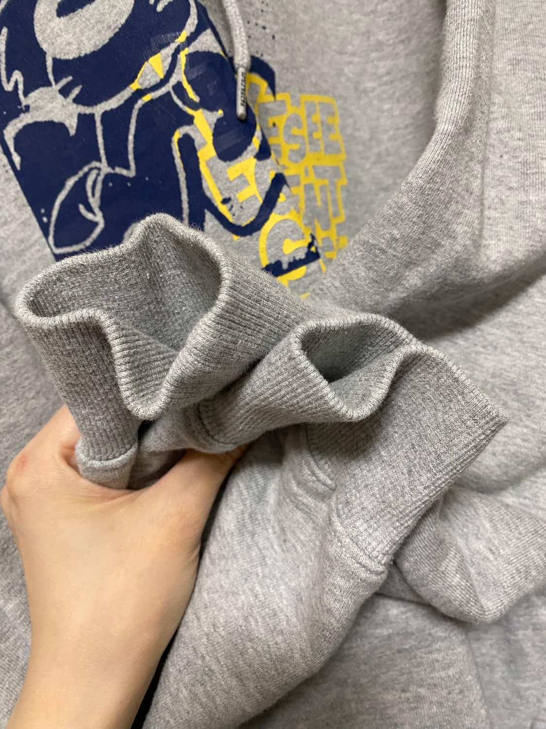 예스아이씨 울프 후드 티셔츠 m사이즈 상품이미지3