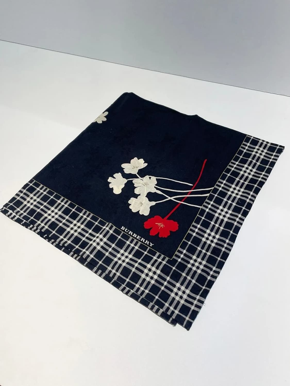 버버리 00s 시그니처 재팬 체크 플라워 반다나 손수건 A1206 상품이미지3