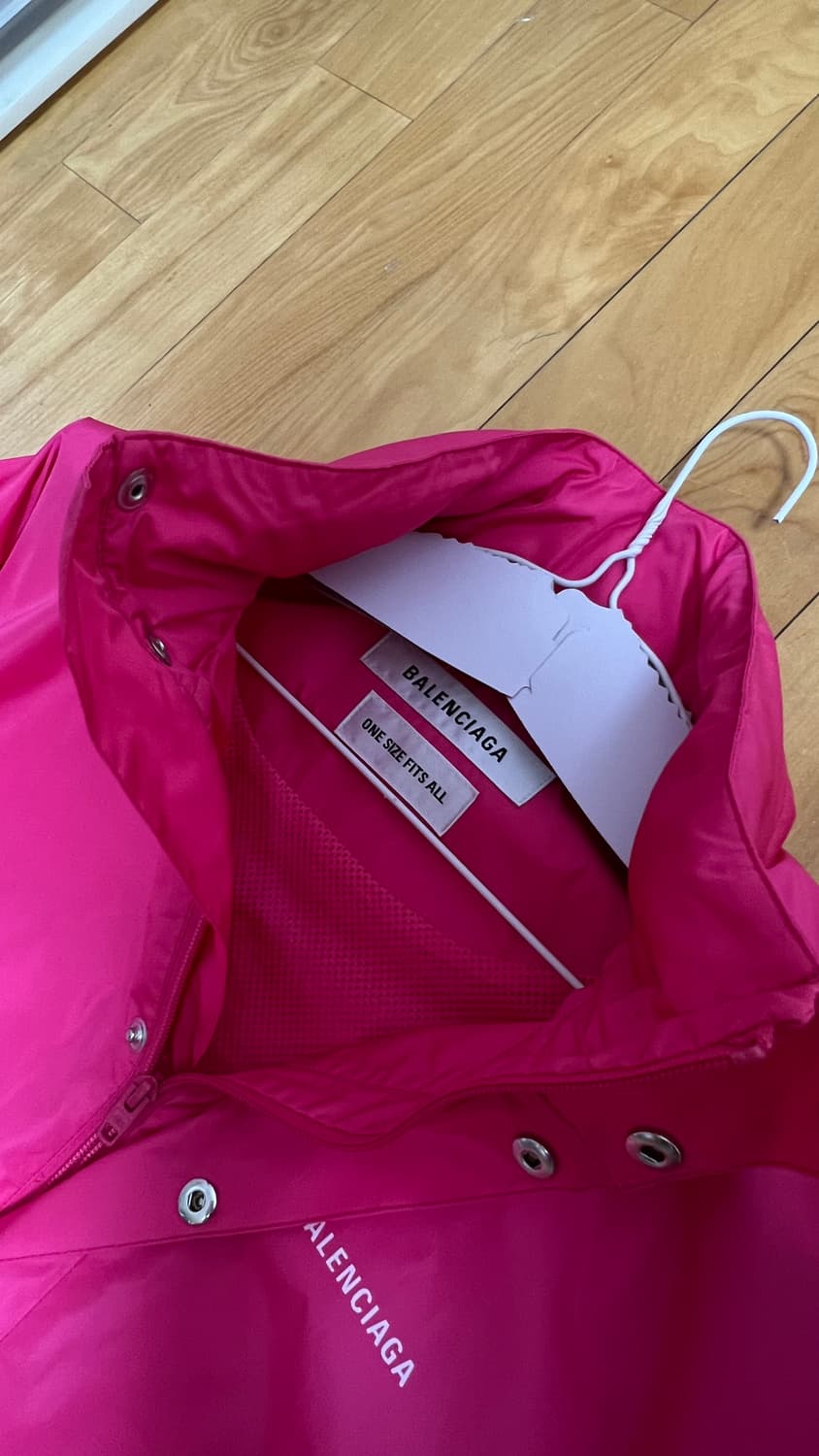 발렌시아가 로고 오버핏 윈드즈레이커 상품이미지4