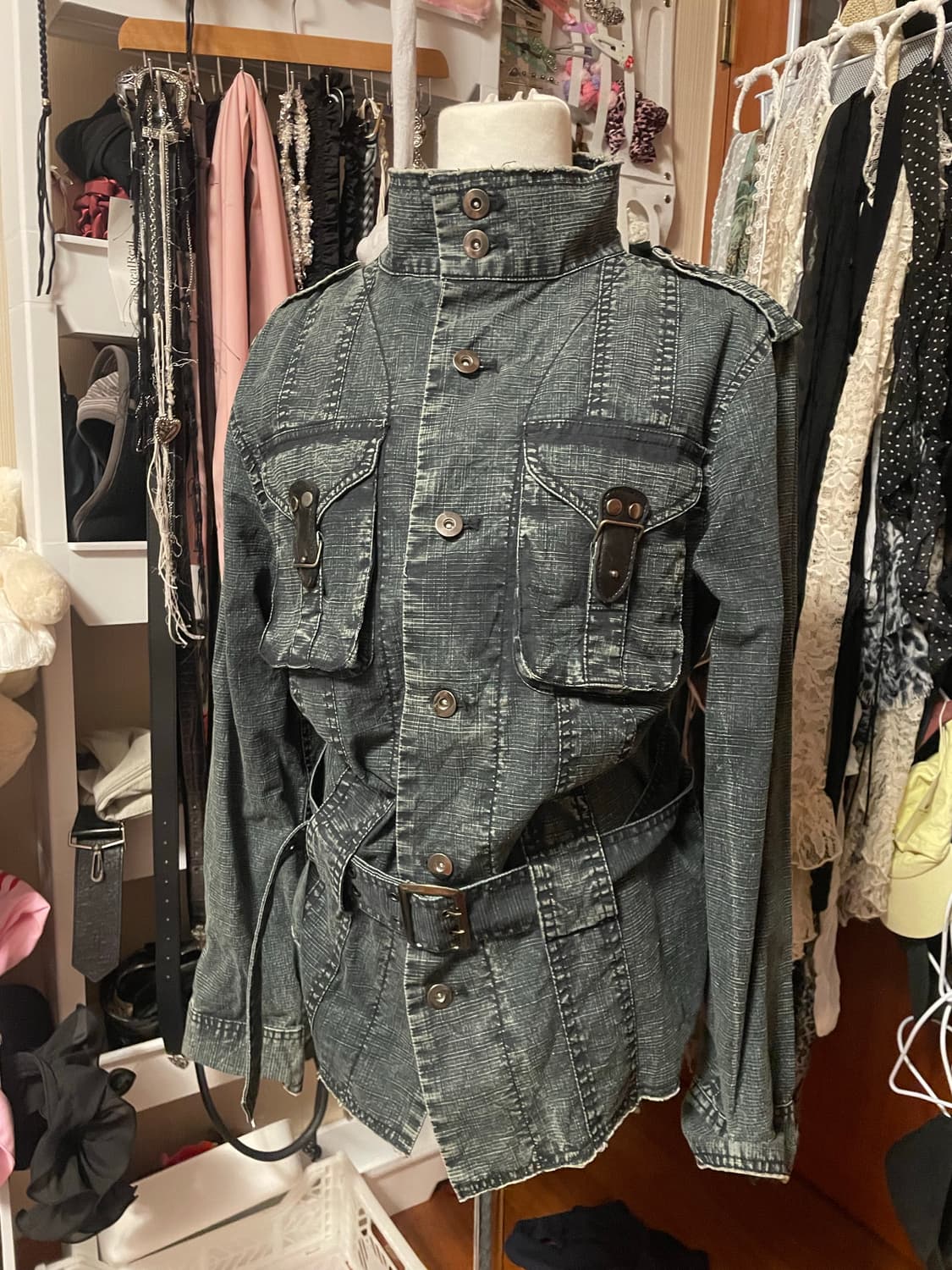 워싱 하이넥 벨트 데님 셔츠 자켓 상품이미지1