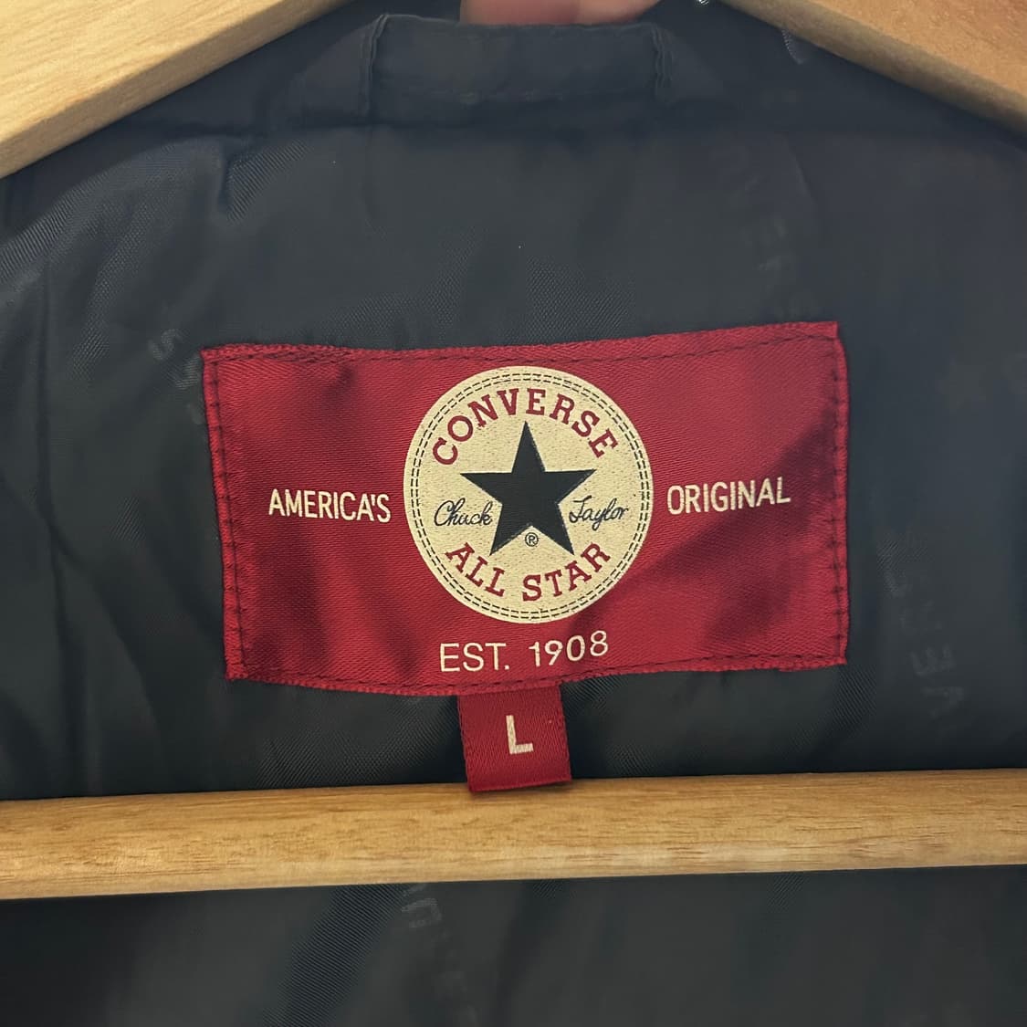 컨버스 블랙 풀집업 유광패딩 상품이미지3