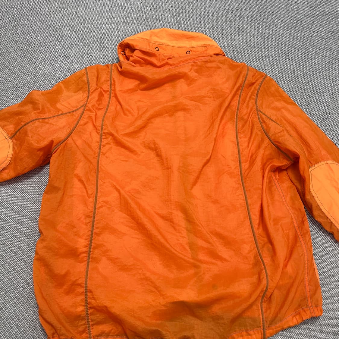 CP컴퍼니 빈티지 경량 윈드자켓(95) 상품이미지6