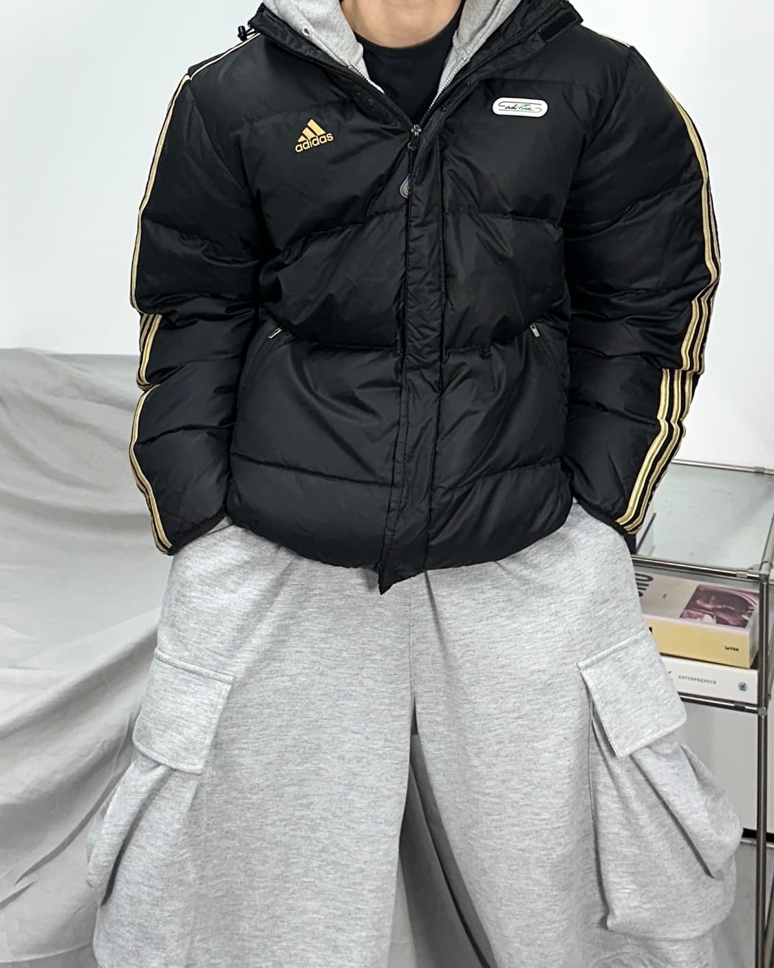 아디다스 00s 블랙 골드 패딩 100 상품이미지1