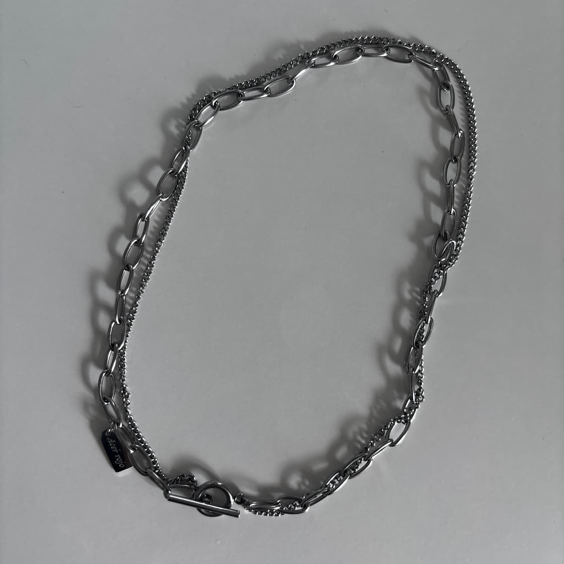 써지컬 두줄 체인 볼드 토글바 목걸이 상품이미지4