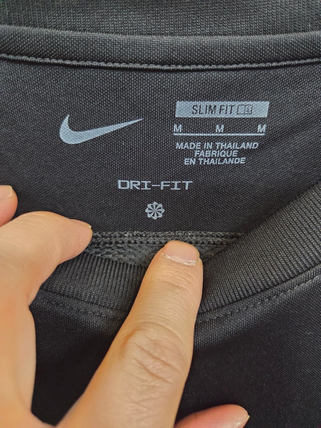 나이키 드라이핏 자수스우시 기능성 메쉬 반팔 m 상품이미지3