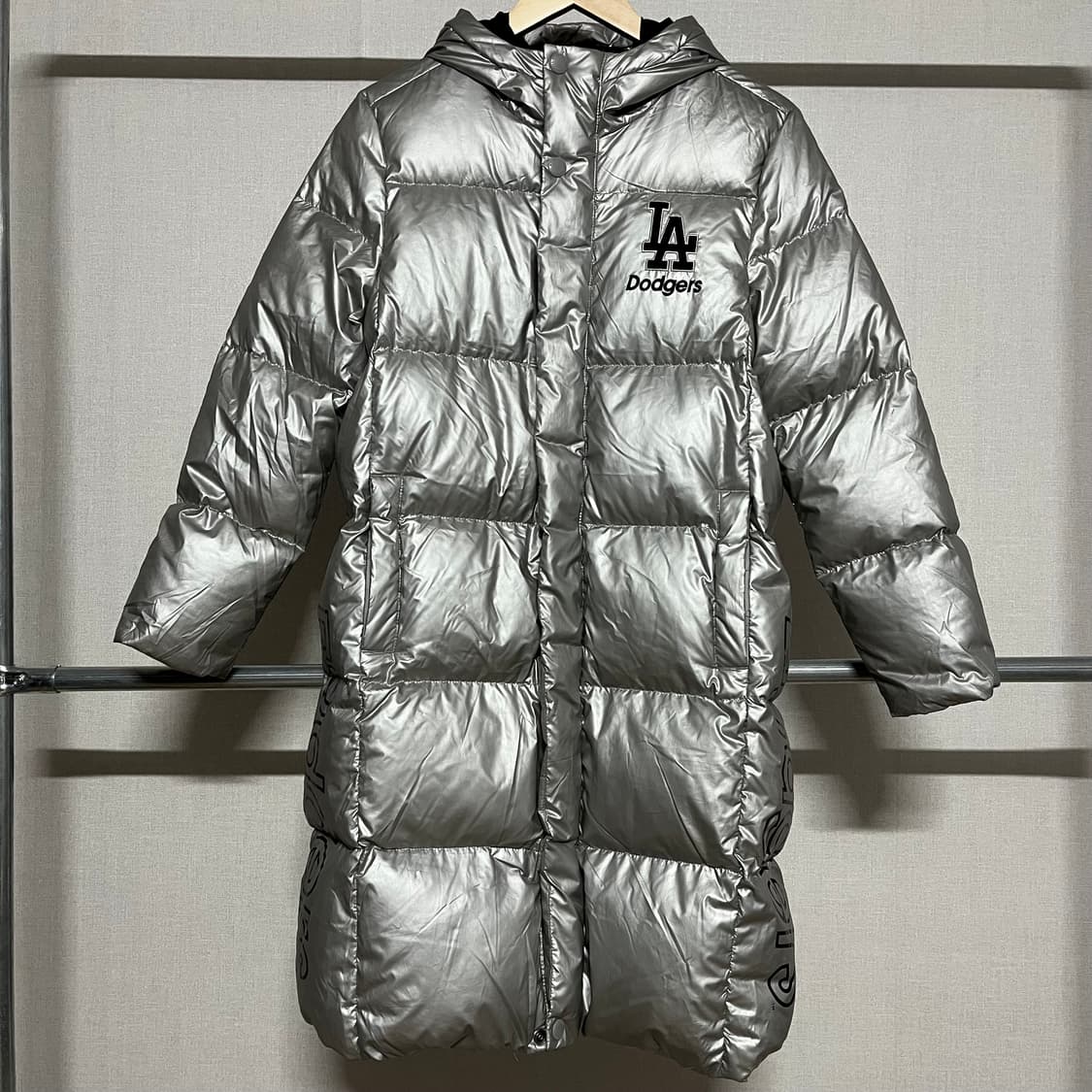 MLB 실버 롱패딩 상품이미지1