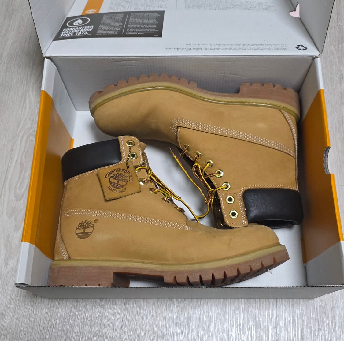 팀버랜드 6인치 프리미엄 방수 부츠 9W 상품이미지1