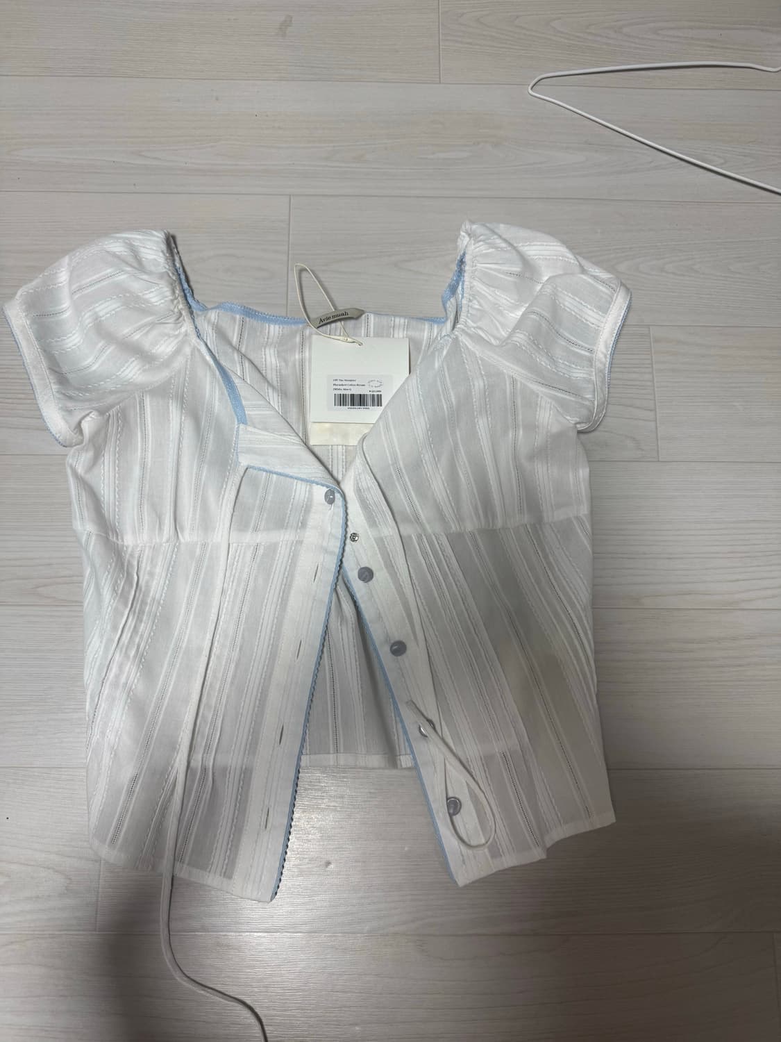 Avie muah 블라우스 상품이미지1