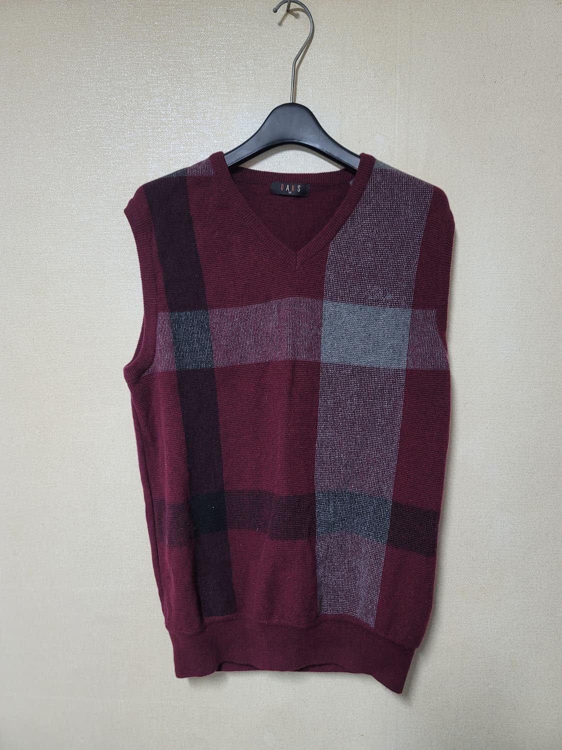 닥스 브이넥 니트 베스트 상품이미지1