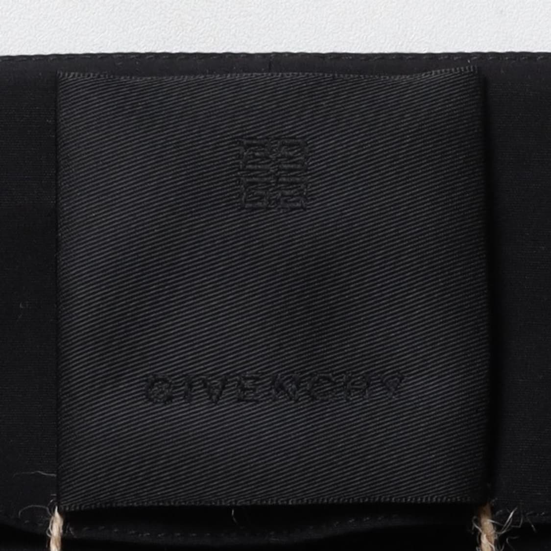 지방시 Givenchy Half Sleeve Button Dress 

 상품이미지8