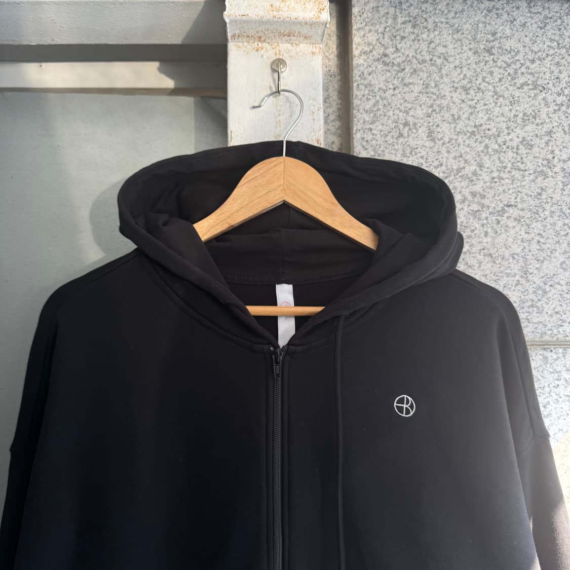 배럴 로고 라인 후드집업 상품이미지4