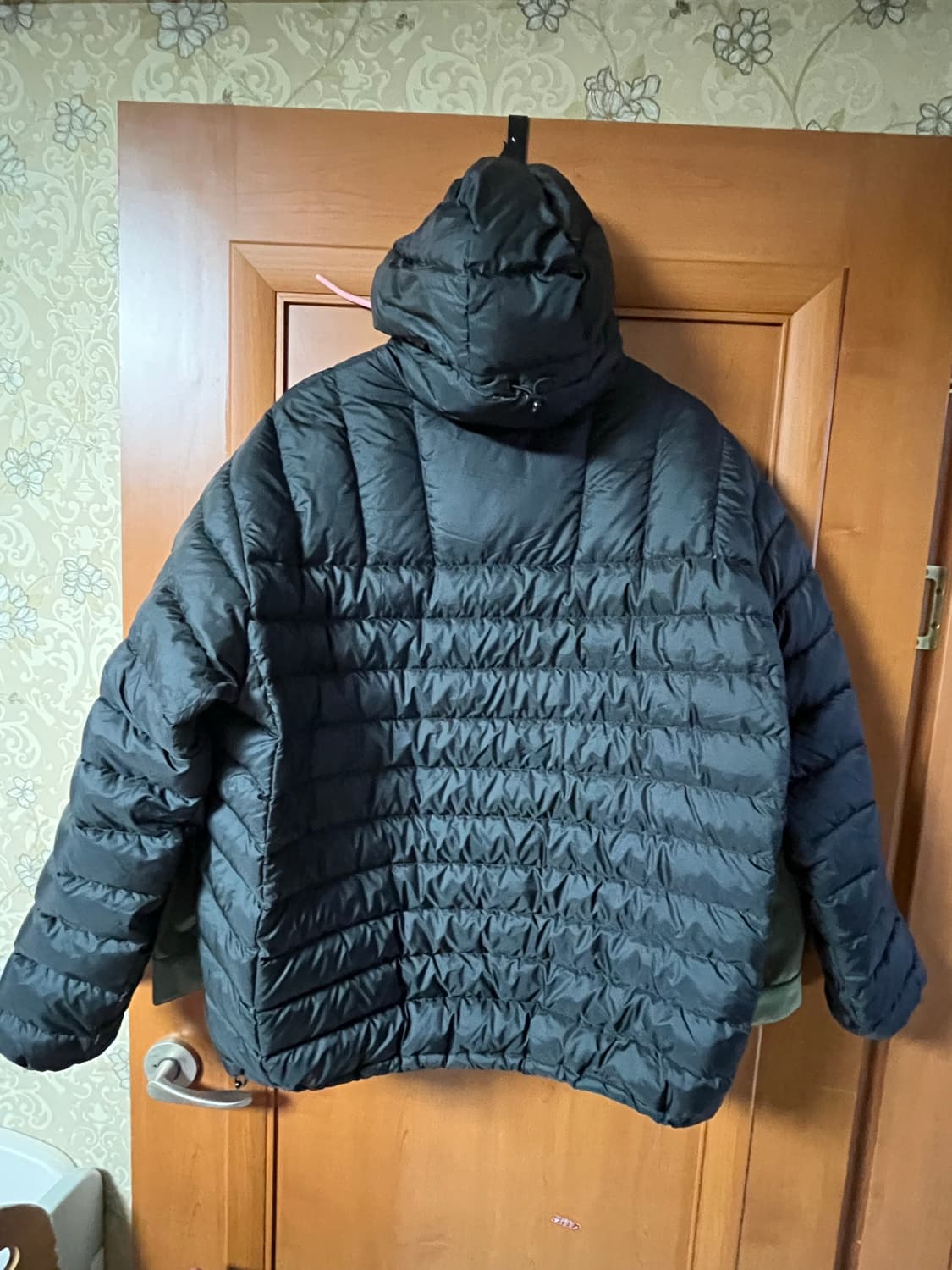 슈프림 마이크로 다운 풀오버 블랙 24fw xl 상품이미지3