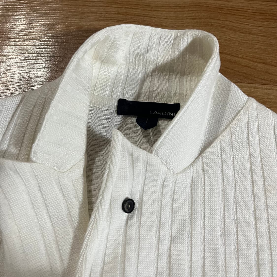 [97] 라르디니 부토니에 금장 니트자켓 상품이미지5