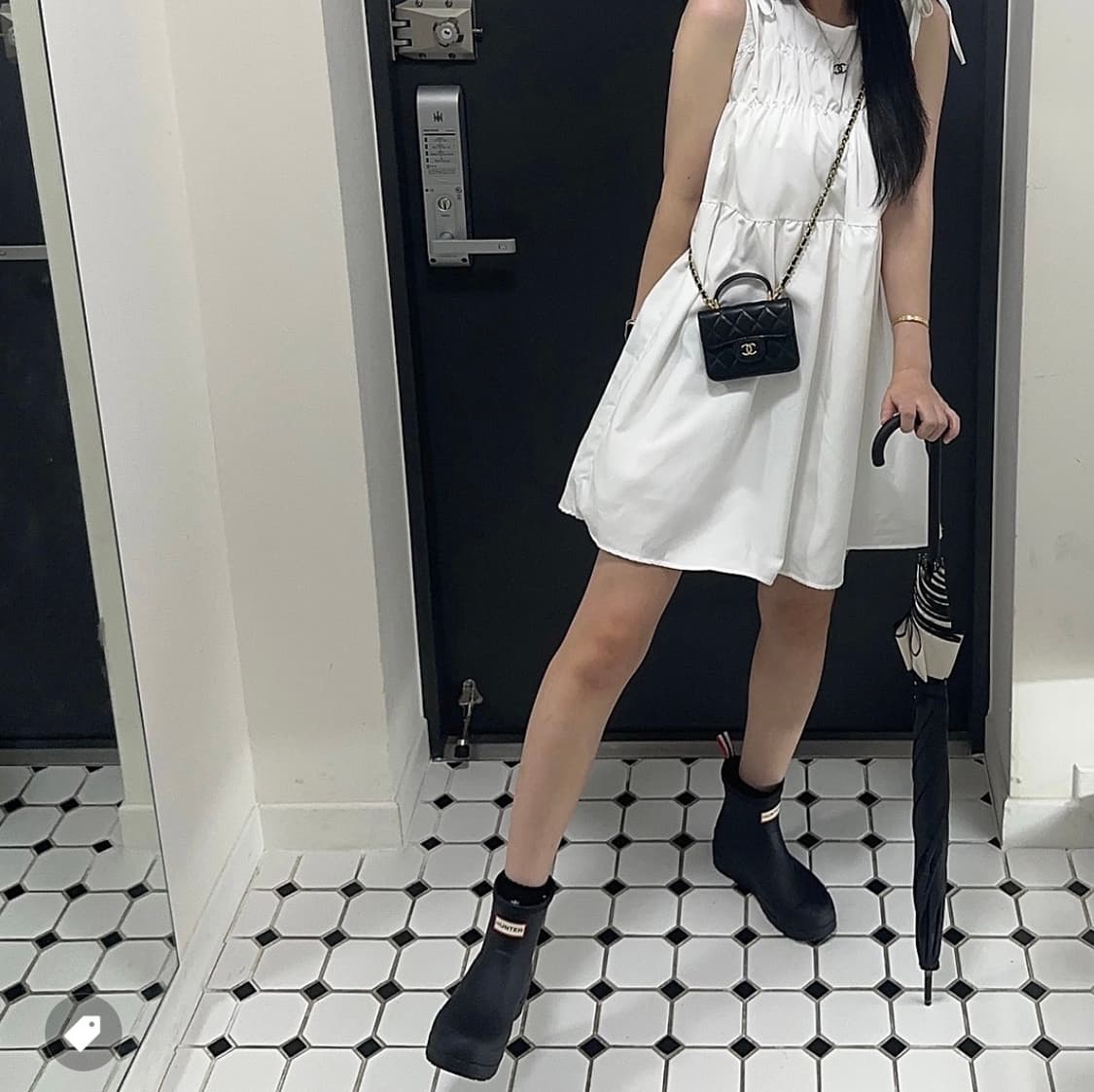 샤넬 체인 플랩 동전 지갑 램스킨 & 골드 메탈 블랙 상품이미지10