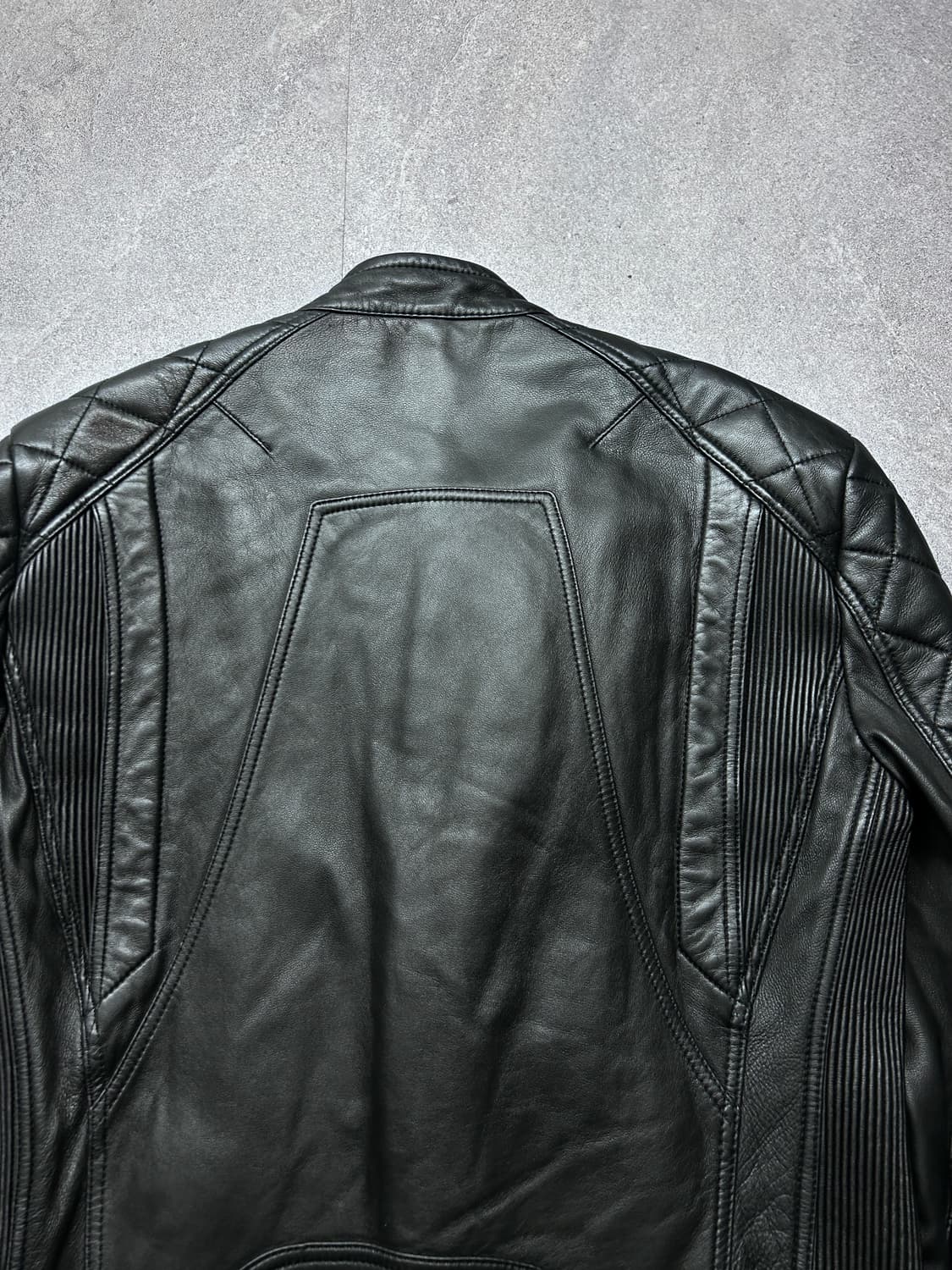 타임 옴므 퀼티드 판넬 사선 램스킨 자켓 상품이미지7